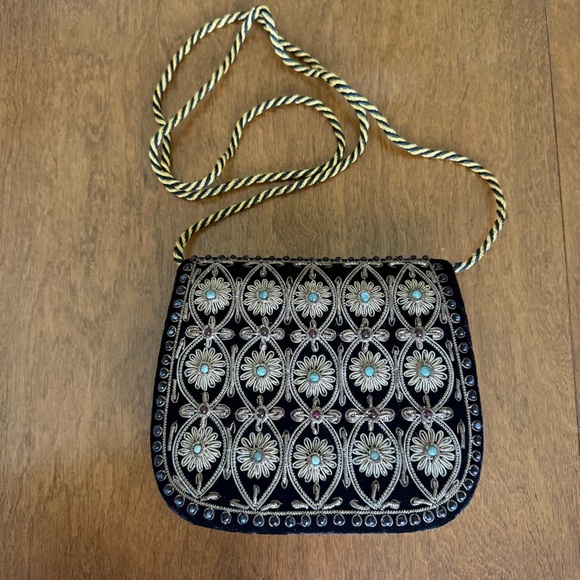 Vintage Purse Metallic Embroidery Black Velvet India Handmade Stones Gold Strap - Picture 1 of 14